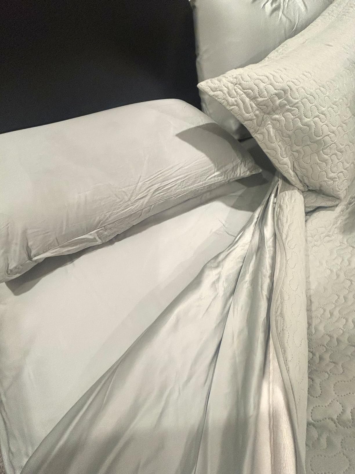 DOZ Sheet Set, 100% Viscose derived from Bamboo, Organically Grown, Buttery Soft, Cooling Sheets, High GSM, Deep Pockets - 4 Piece - 2 Pillowcases 1 Fitted Sheet 1 Top Sheet (Clay, Queen) customer photo 1
