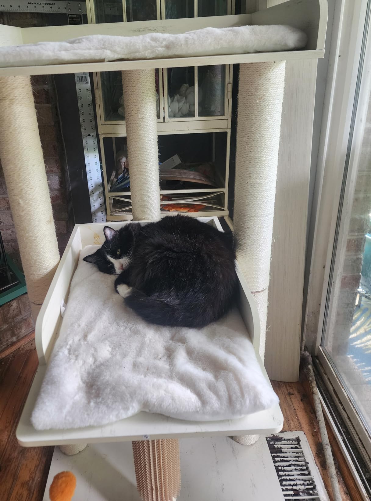 FourFurPets 43.7