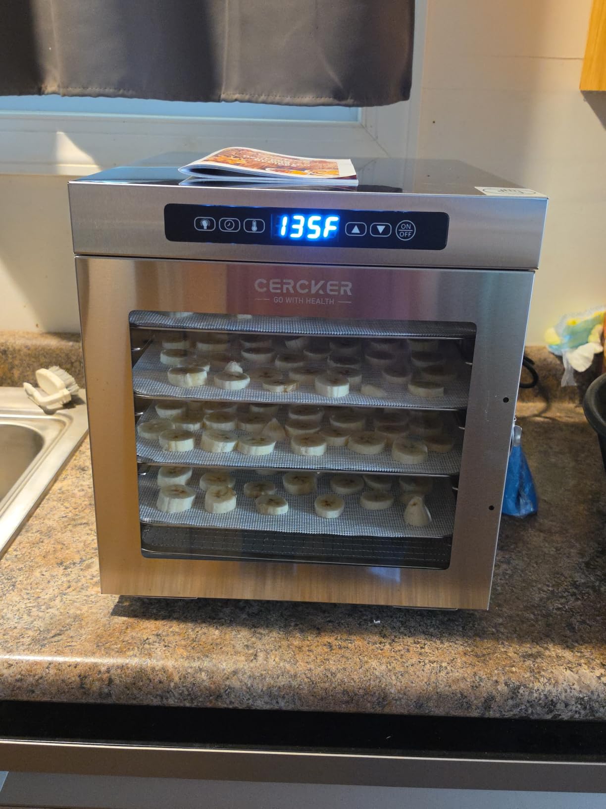 Food-Dehydrator for Fruit 14 Trays Large Food Dryer for Beef Jerky 190ºF customer photo 1