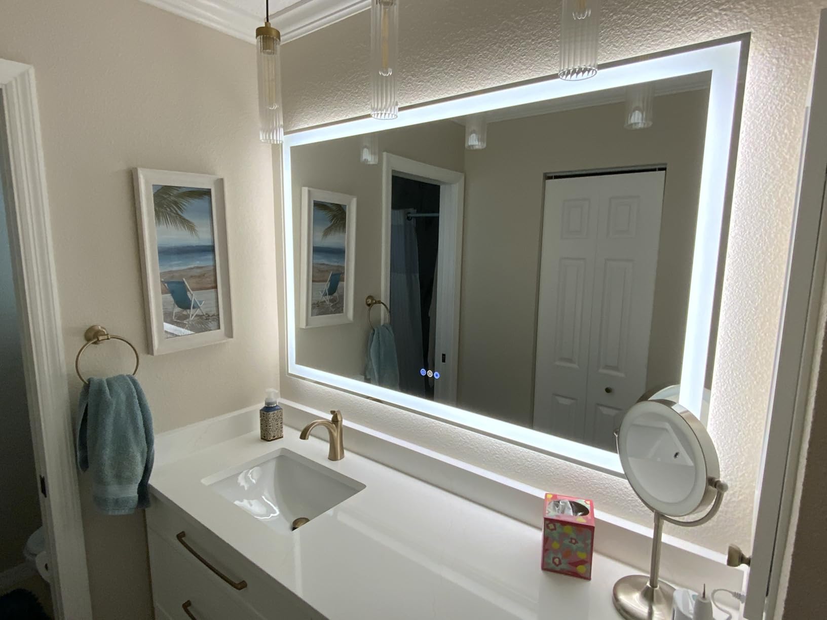 24x32 LED Bathroom Mirror, 6000LM, Separate Front and Back Lights customer photo 2