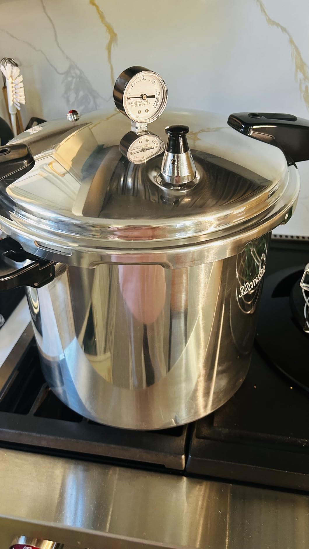 24 qt Pressure Canner with Gauge[14.5 PSI],with Canning Supplies 7 pc set,large pressure cooker for canning, its a great helper for both households and businesses used to make canned food customer photo 1