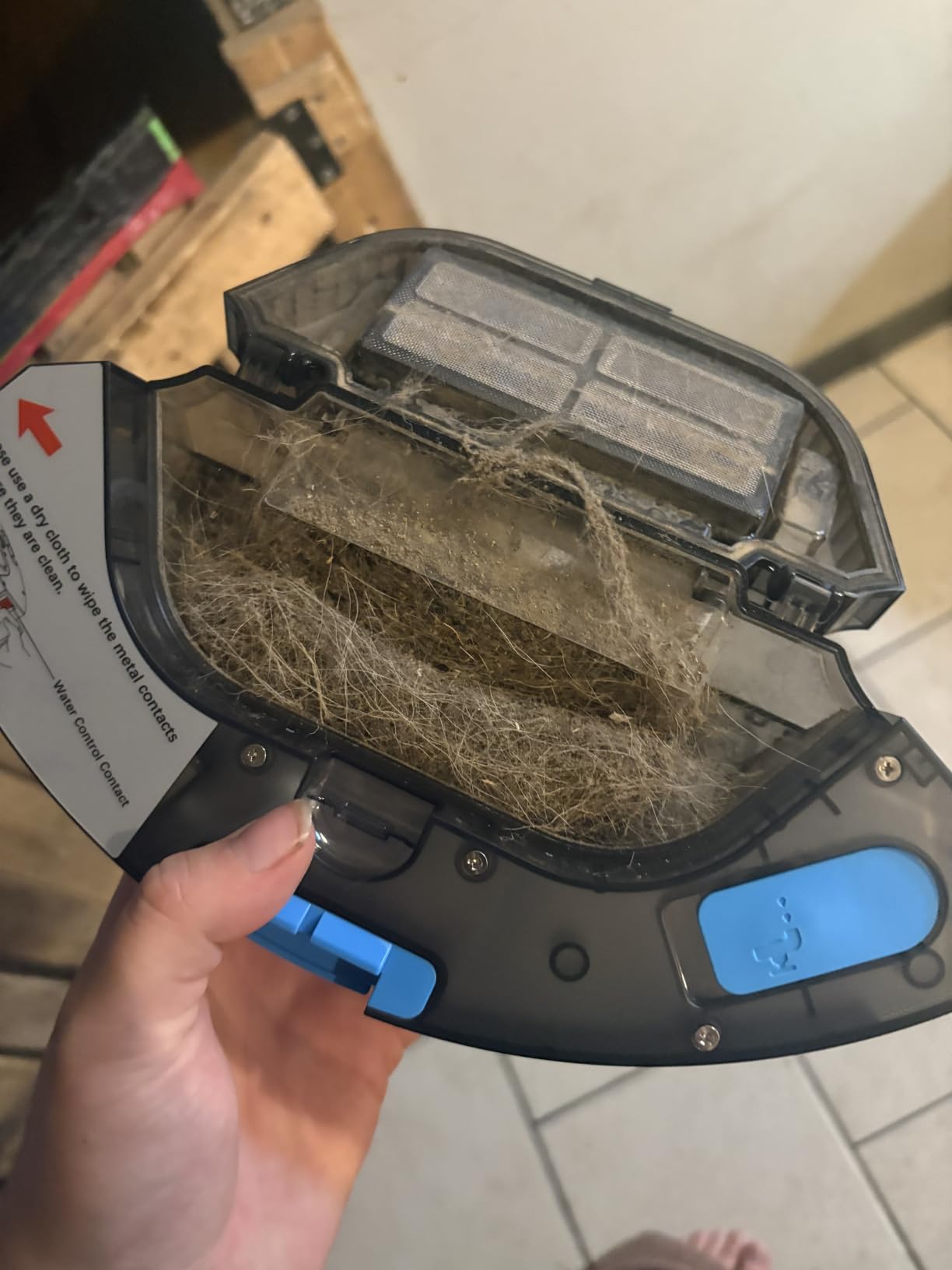 Tikom Robot Vacuum and Mop Combo, 5000Pa Robotic Vacuum Cleaner, 150 Min Max, App & Remote Control, Ideal for Hard Floor, Carpet, Pet Hair, Self-Charge(G8000 Max) customer photo 1