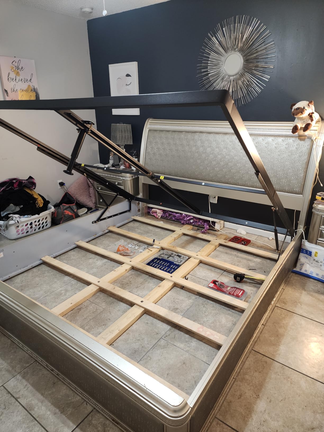 Dyna-living 4.6FT Hydraulic Bed Lift Mechanism 176.4-264.6LBS Load Capacity customer photo 1