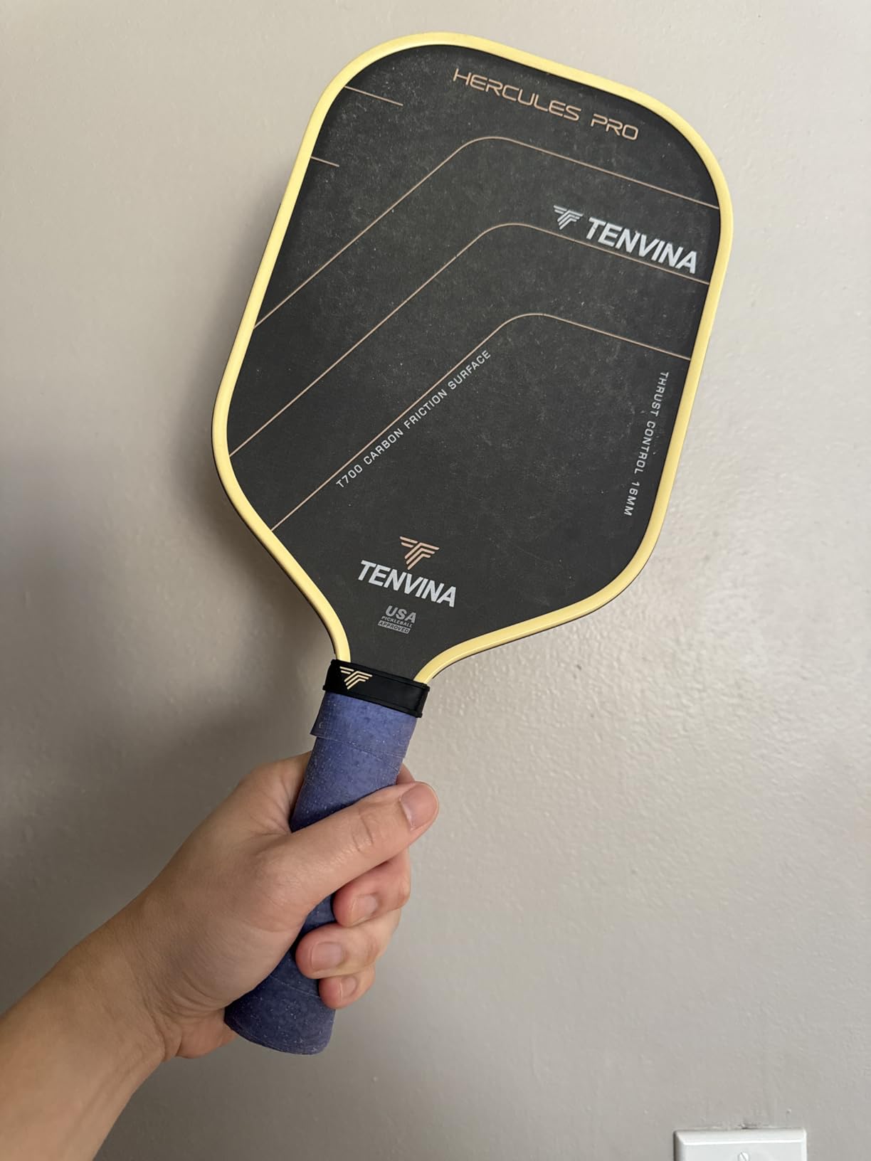 TENVINA Pickleball Paddles, Multi-Layer T700SC Textured Carbon Fiber Pickleball Paddle, Pickle Ball Paddle USAPA Approved with Strong Spin & Power, 4-Types of Shapes and Thicknesses customer photo 2