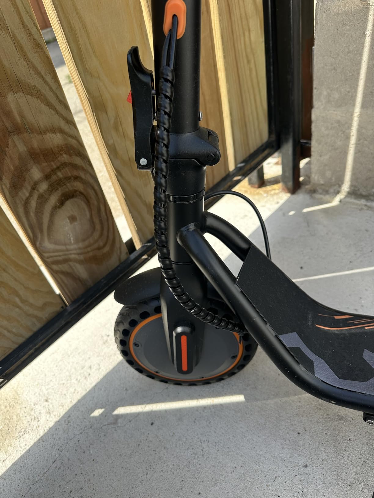 Maxshot Electric Scooter, 350W/500W Powerful Motor, 19-20 MPH Max Speed, 15-28 Miles Range, Foldable escooter with Dual Braking Systems, Smart APP customer photo 2