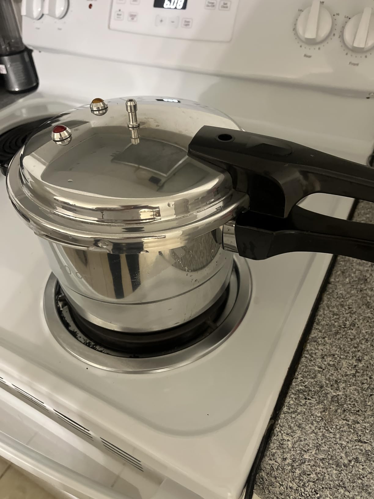 WantJoin 14Qt Aluminum Pressure Cooker w/Release Valve & Multiple Protective Devices,Pressure Canner Compatible with Gas & Induction Cooker,Canner Rack Included customer photo 1