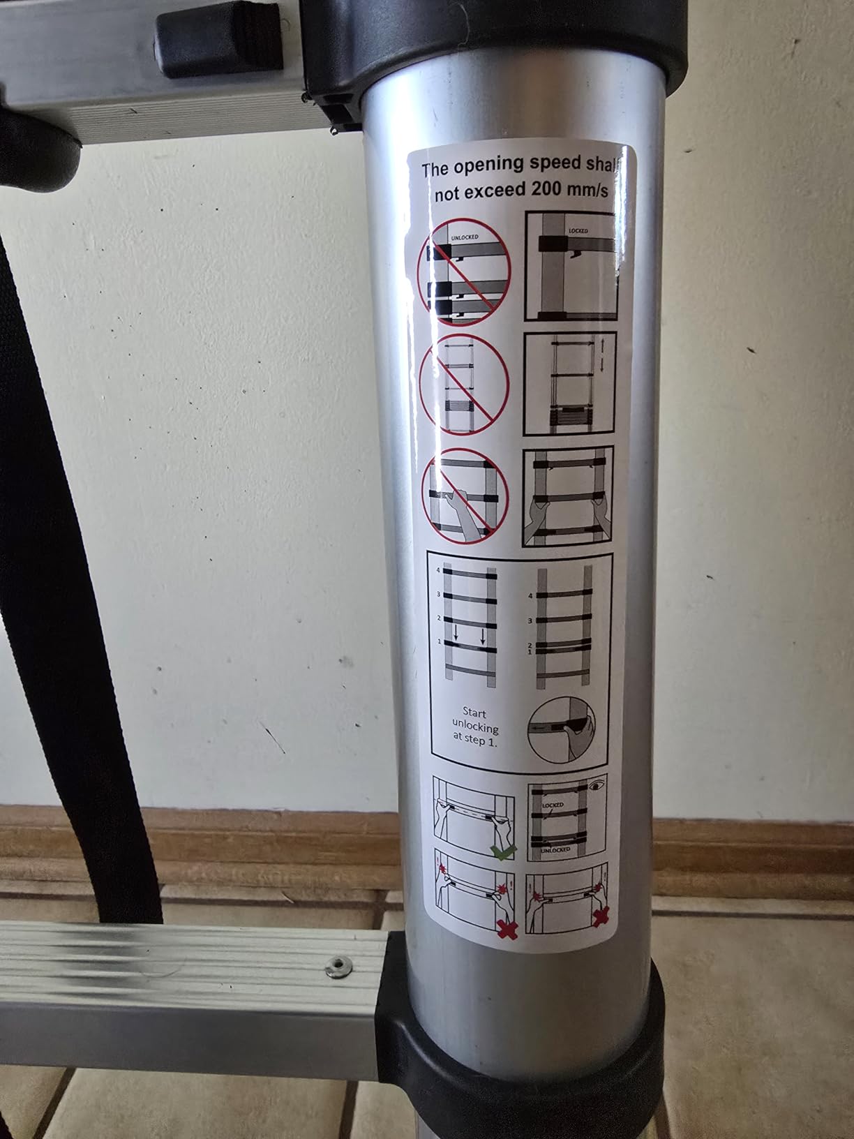 12.5FT Telescoping Ladder, 330lb Capacity Aluminum Heavy-Duty customer photo 2