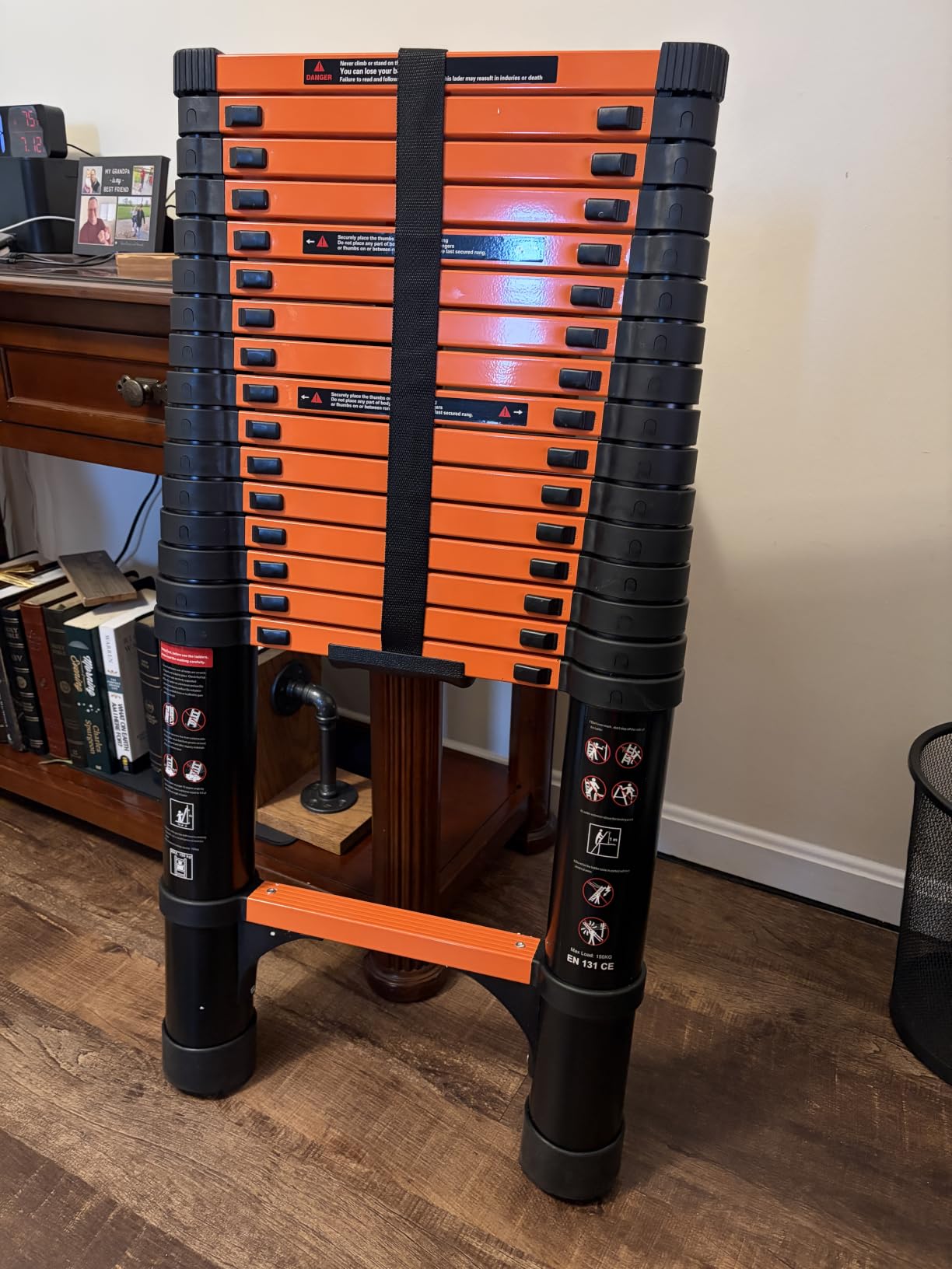 SINMEIRUN Telescoping Ladder, 16.5 FT Pro, 330 lbs Capacity; Orange customer photo 2