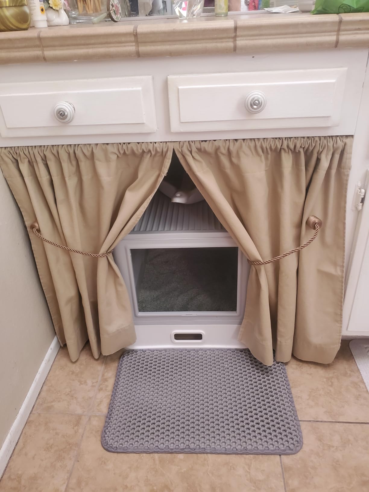Marchul Stainless Steel Cat Litter Box with Lid & Drawer, Adjustable Front Entry Top Exit Kitty Box, Large Metal Covered Litter Box with Scoop & Litter Mat, Dark Gray customer photo 2