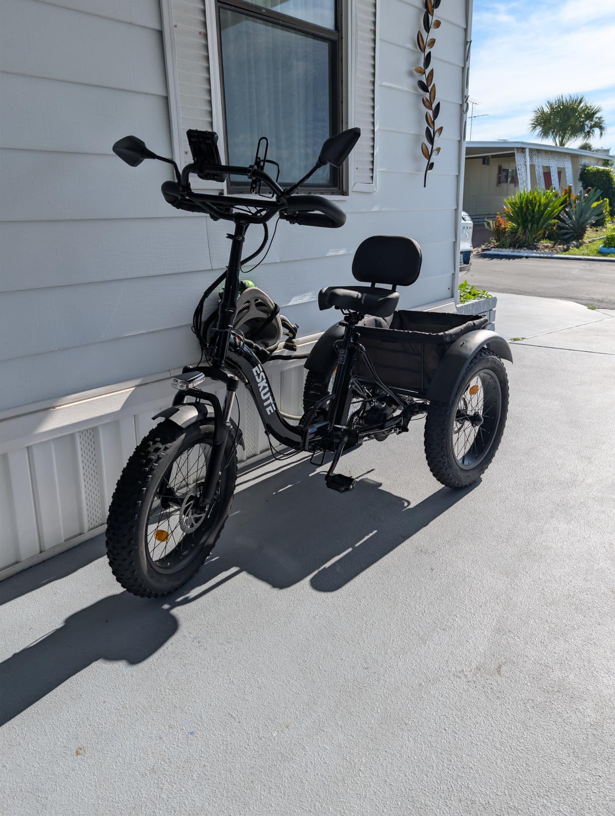 ESKUTE T300Pro Electric Trike for Adults,998.4Wh Long-Range Battery, 1200W Peak Motor, 20