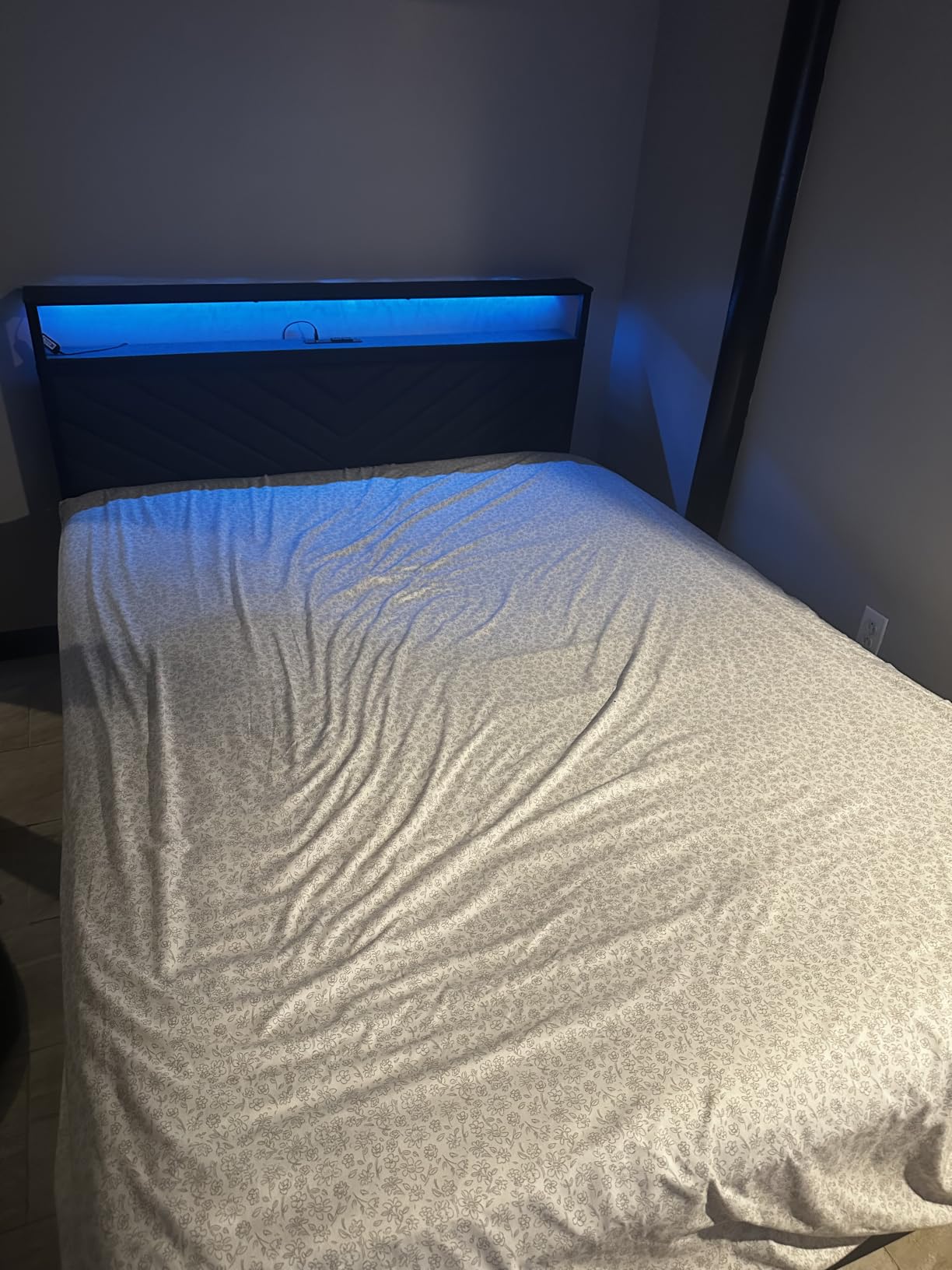 Fluest Twin Bed Frame with Storage Drawers, Upholstered Headboard with Charging Station, LED Lights, Fabric Drawers with Wheels, Under Bed Storage, No Box Spring Needed, Easy Assembly, Grey customer photo 1