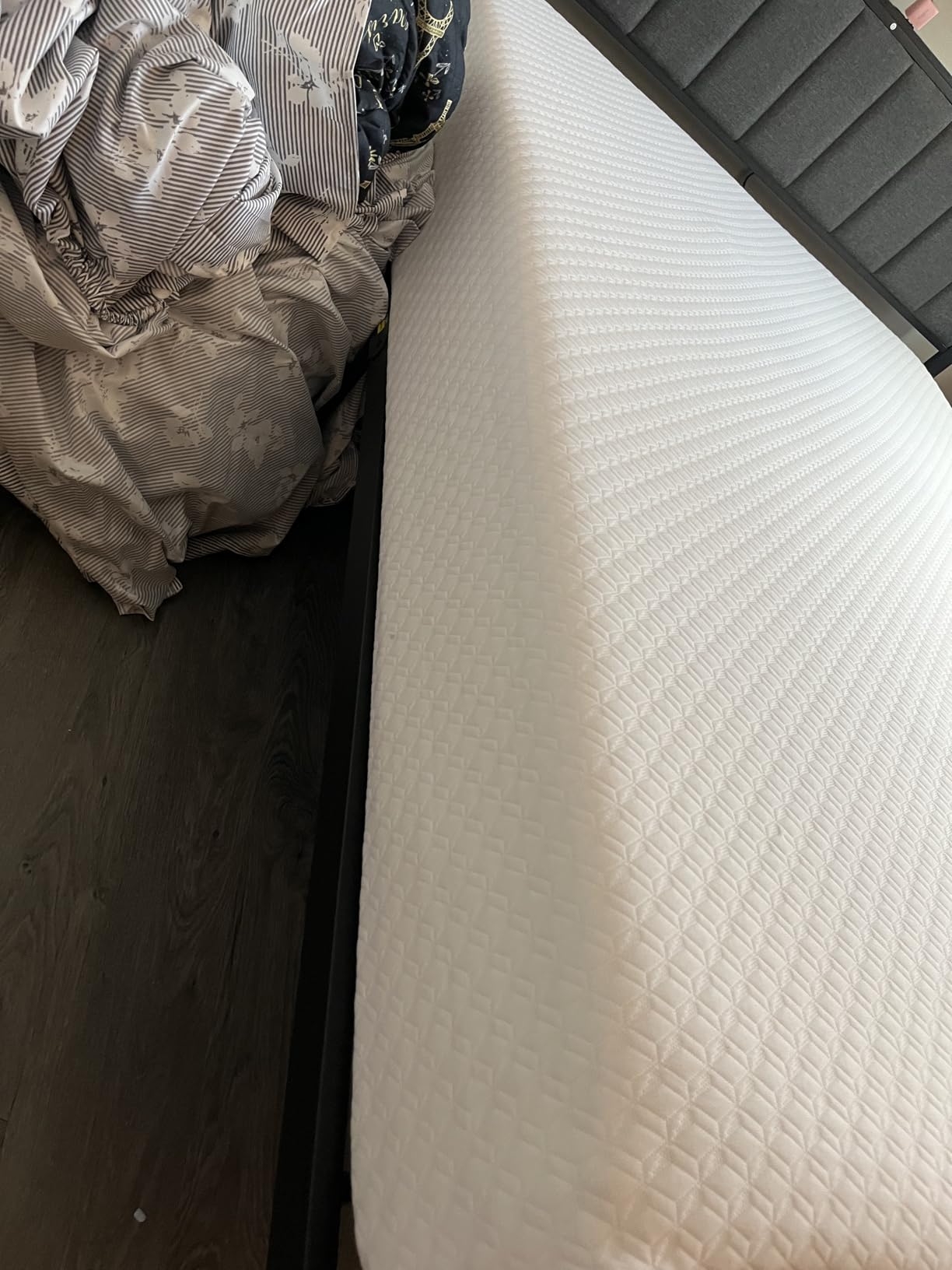 GAESTE Queen 12 Inch Hybrid Cooling Mattress, Medium Plush Feel customer photo 1