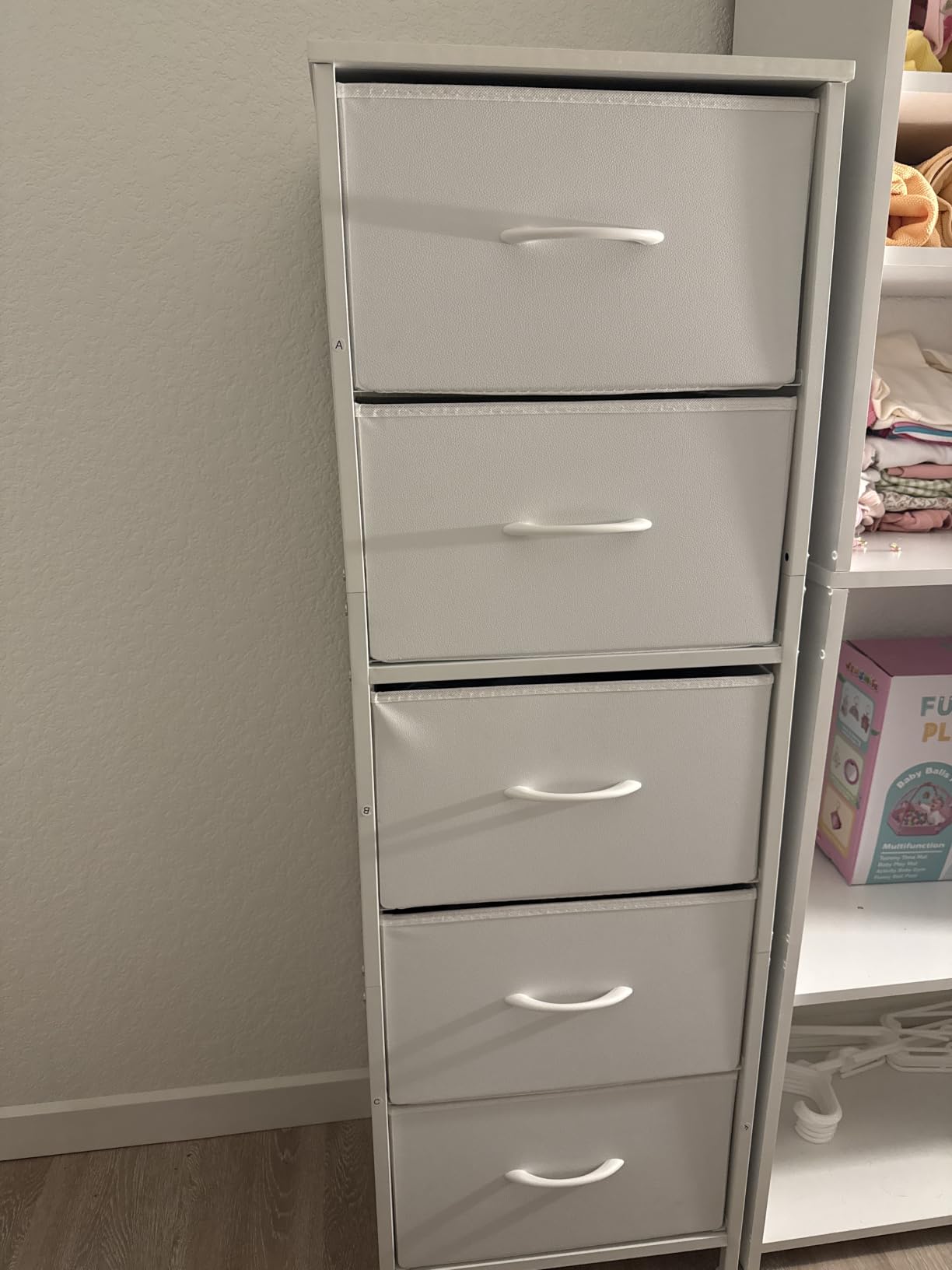 Sweetcrispy Dresser for Bedroom, 4 Drawer Storage Cabinet, Tall Nightstand customer photo 1