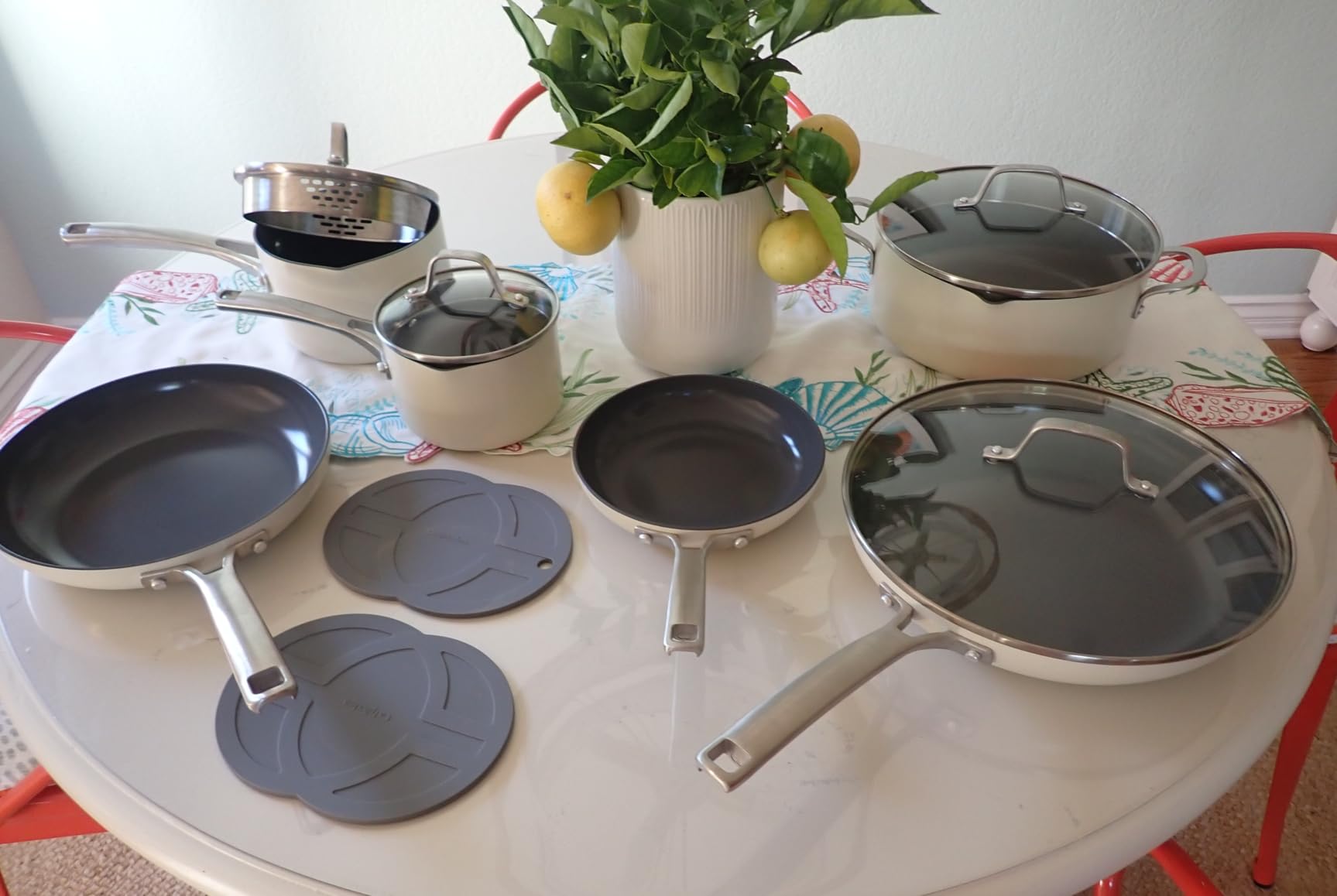 Calphalon Ceramic Nonstick 12 Piece Cookware Set, Easy Cleanup Pots and Pans for Everyday Cooking, PFAS-Free Kitchen Set, Dishwasher Safe, Oven Safe, Flour customer photo 2
