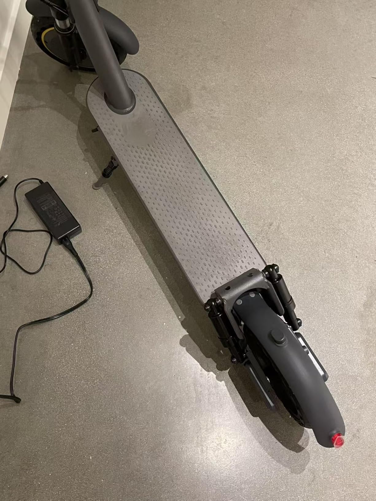 WERHY 500W Electric Scooter for Adult, MAX 16-22-28Miles customer photo 2