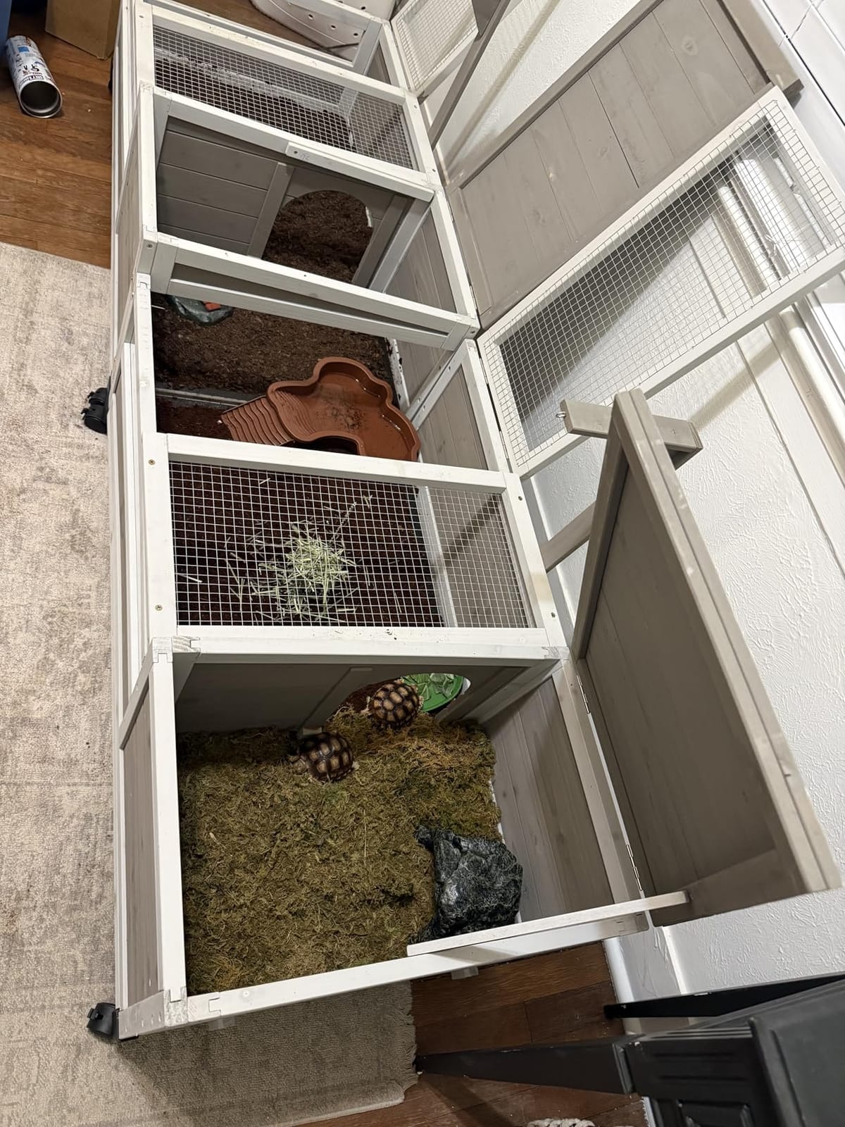 Large Tortoise Enclosure with Adjustable Lamp Stand and Storage Shelf customer photo 2