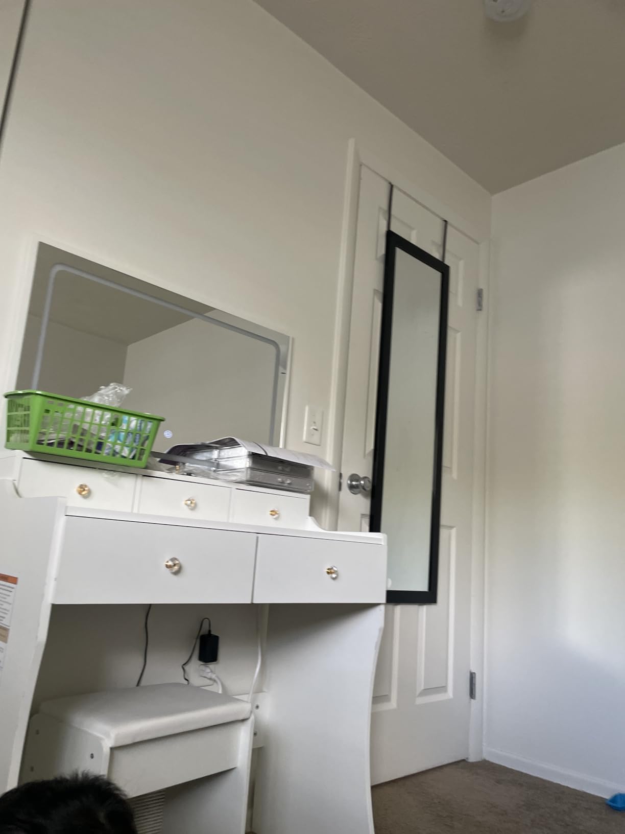 COMHOMA Vanity Desk with LED Lights Mirror & Power Outlet, Small Makeup Vanity Table Set with 5 Storage Drawers, 3 Lighting Modes & Adjustable Brightness, Dressing Table for Women Girls Bedroom, White customer photo 2