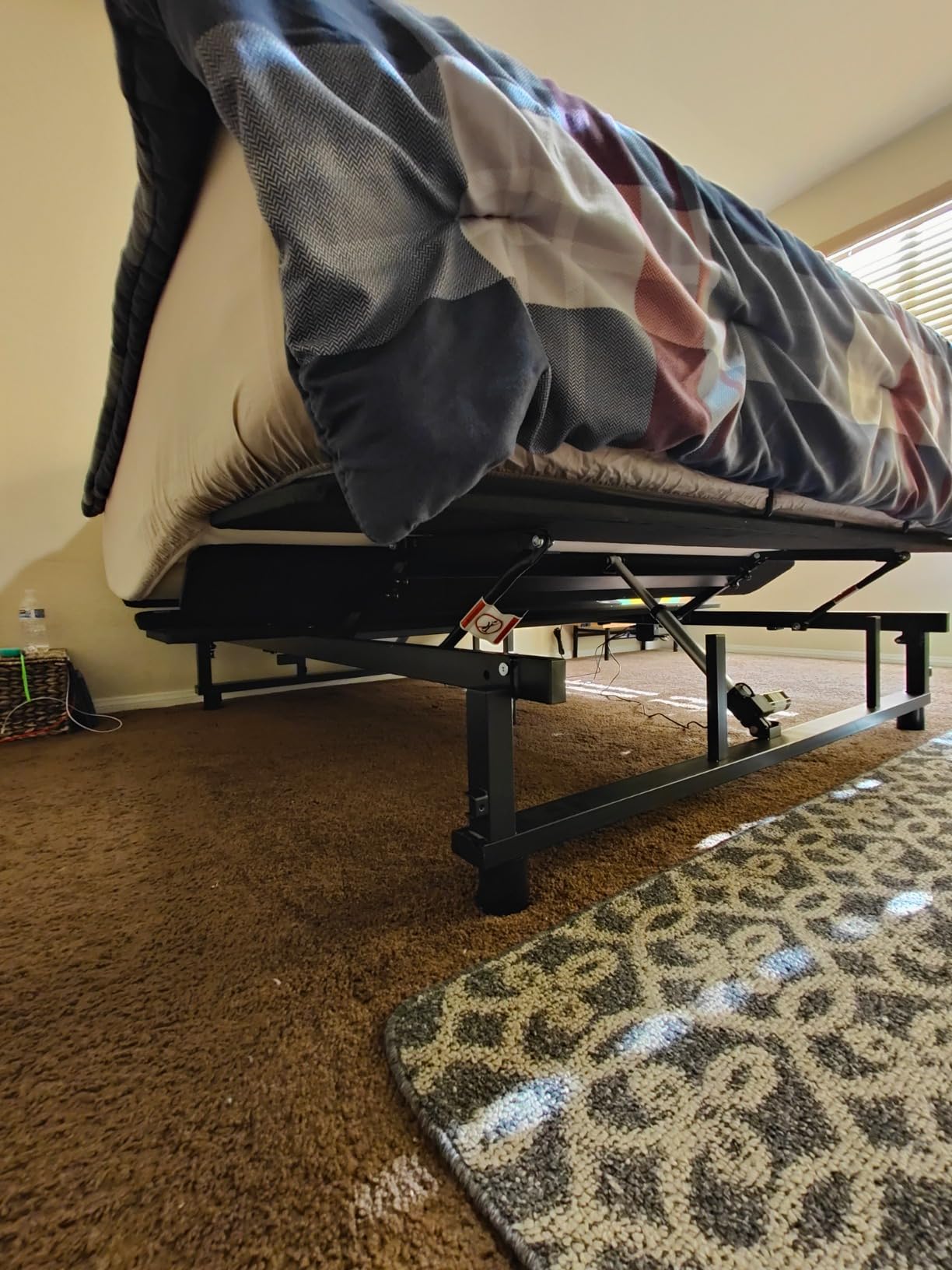 King Adjustable Bed Frame with Zero Gravity Wireless Remote, Easy Assembly customer photo 2